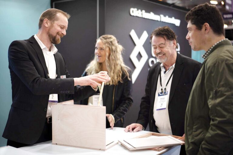 Low-resolution-P1001425_m