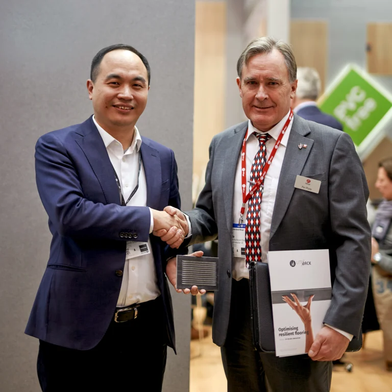 DOMOTEX_2048px_A7404391__Web res_2048px-1-1 kopiera